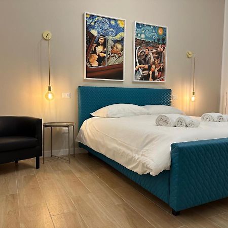 Nouvelle Vag - Apartment & Room Trani Ngoại thất bức ảnh