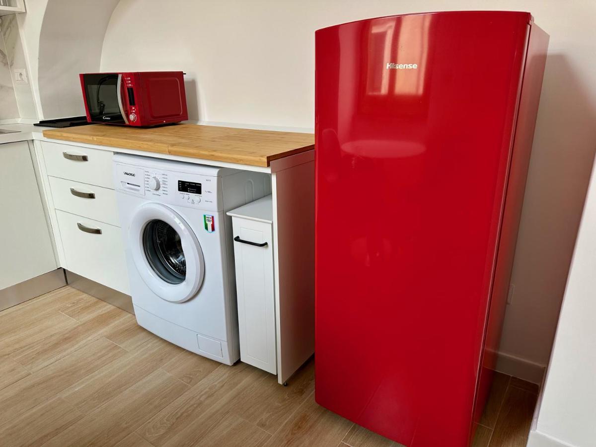 Nouvelle Vag - Apartment & Room Trani Ngoại thất bức ảnh